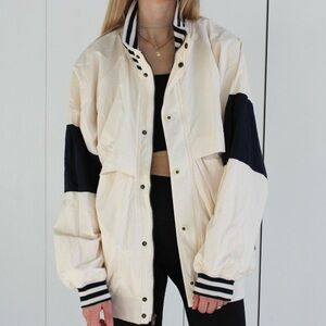 Cutter & Buck Golf / Sailing Windbreaker Zip Snap Closure Off-White & Black L